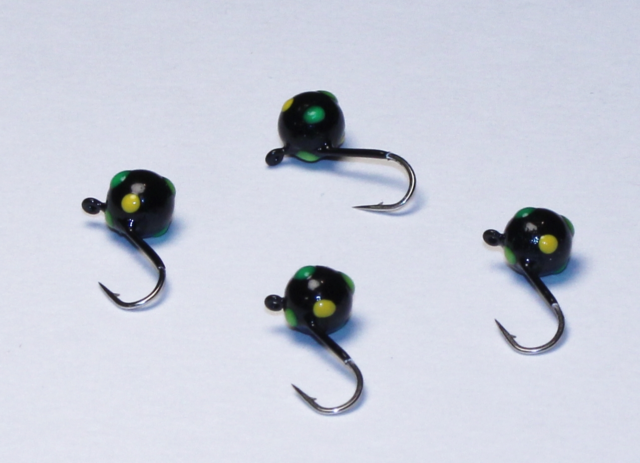 300, 4 each Tungsten Ice Fishing Ball Jig, 1.15 Gram, #14, Hook, 5.0mm, Glowing  Black BugUV Paint & Glow PaintUnigue Wax Worm Shape Allows For More  Tungsten Weight, To Get The Jig