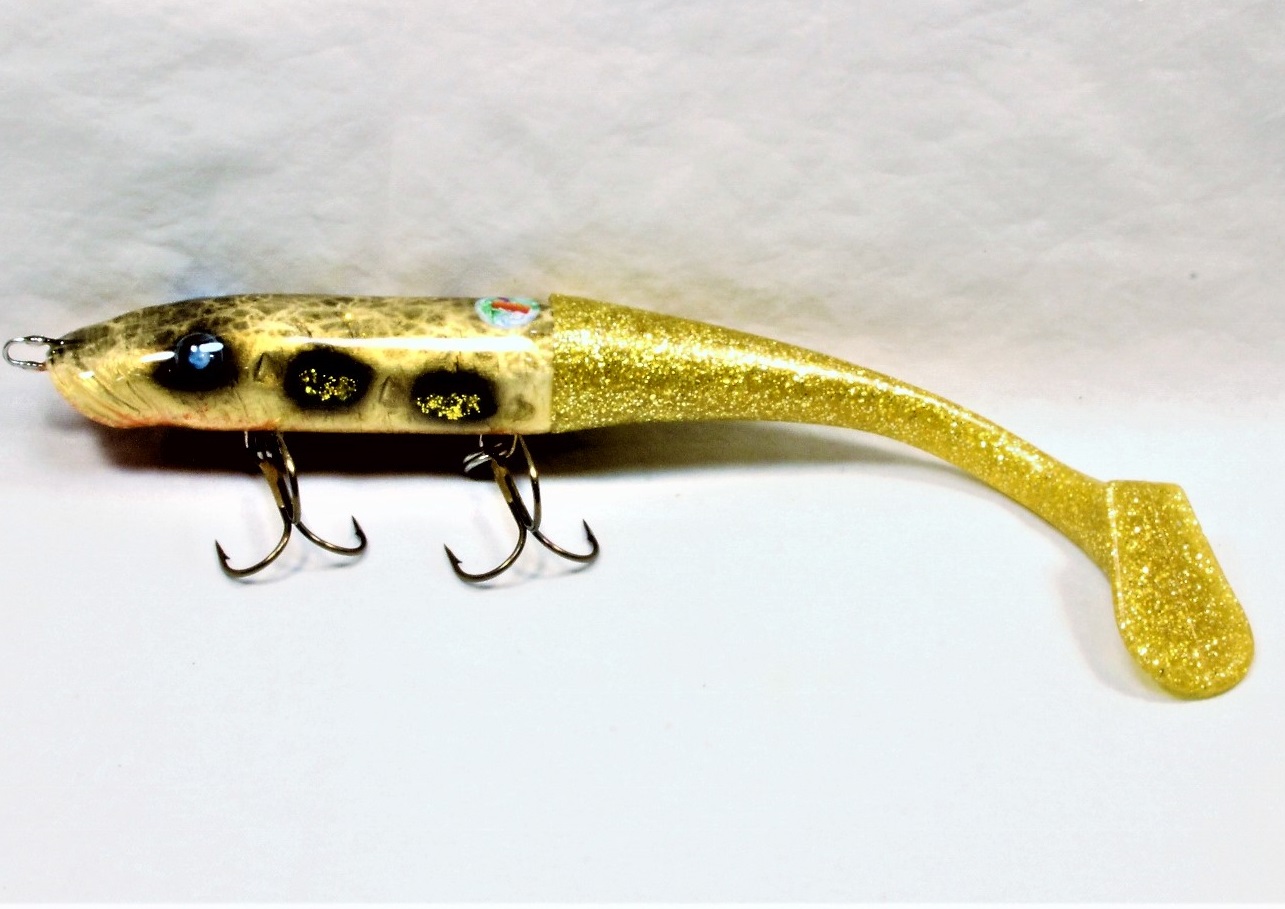 DODO 9 (incl tail) 3.5 Solid Bait Lamprey Paddle Tail; Golden