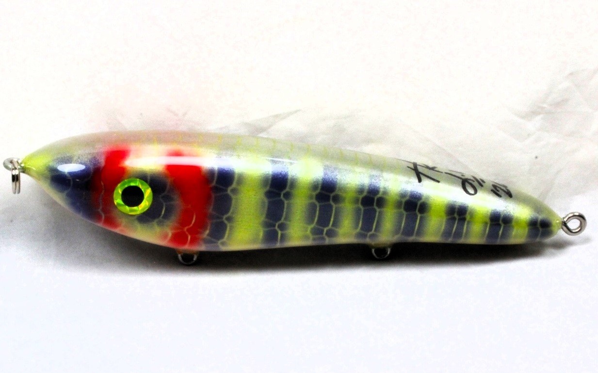 Hughes River Musky Lucky 7" Shaker Bait Color; Ultra Violet Blue
