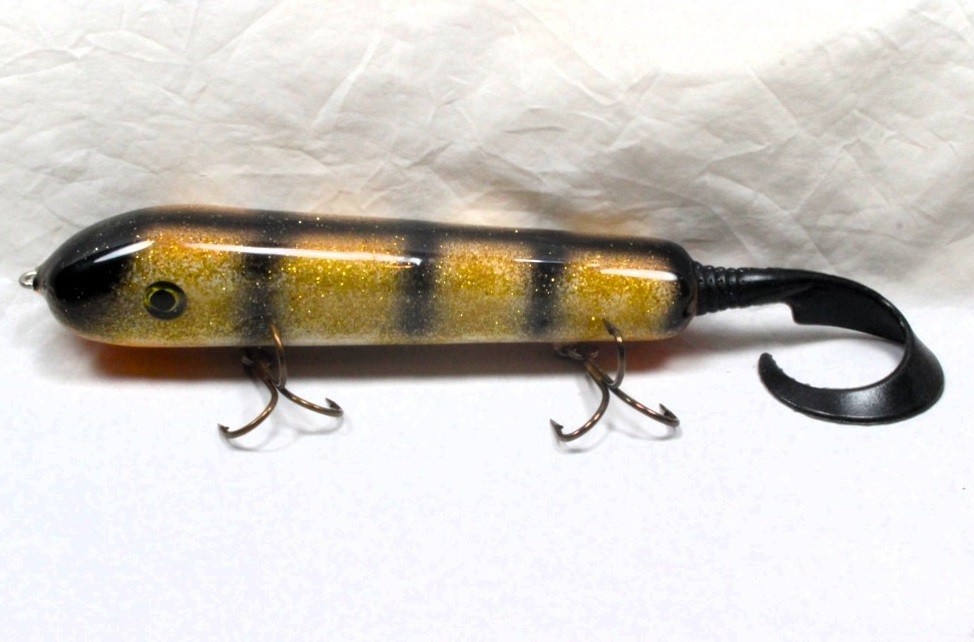 H&H 8" JC  Round Nose Glide Bait with Soft Tail, Barred Musky Gold-Dust
